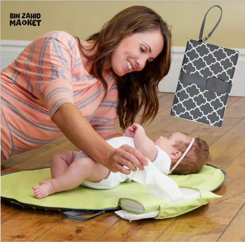 BABY DIAPER CHANGING CLUTCH