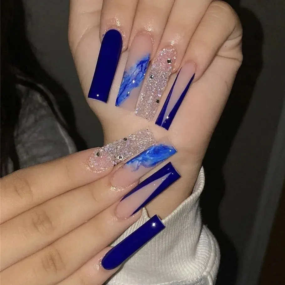 Glamorous Rhinestone-Studded Press-On Nails