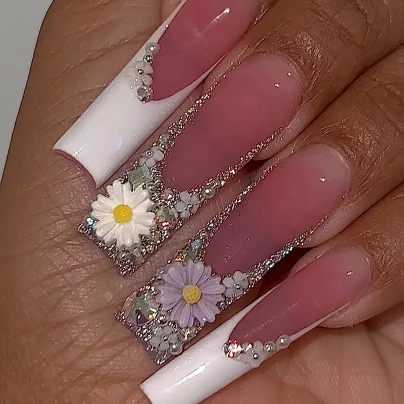 Glamorous Rhinestone-Studded Press-On Nails