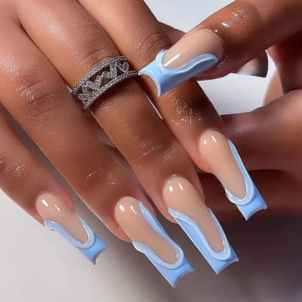 Glamorous Rhinestone-Studded Press-On Nails