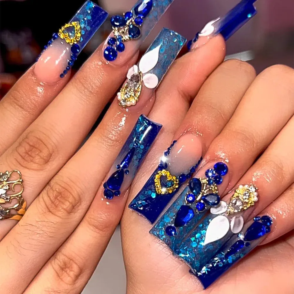 Glamorous Rhinestone-Studded Press-On Nails