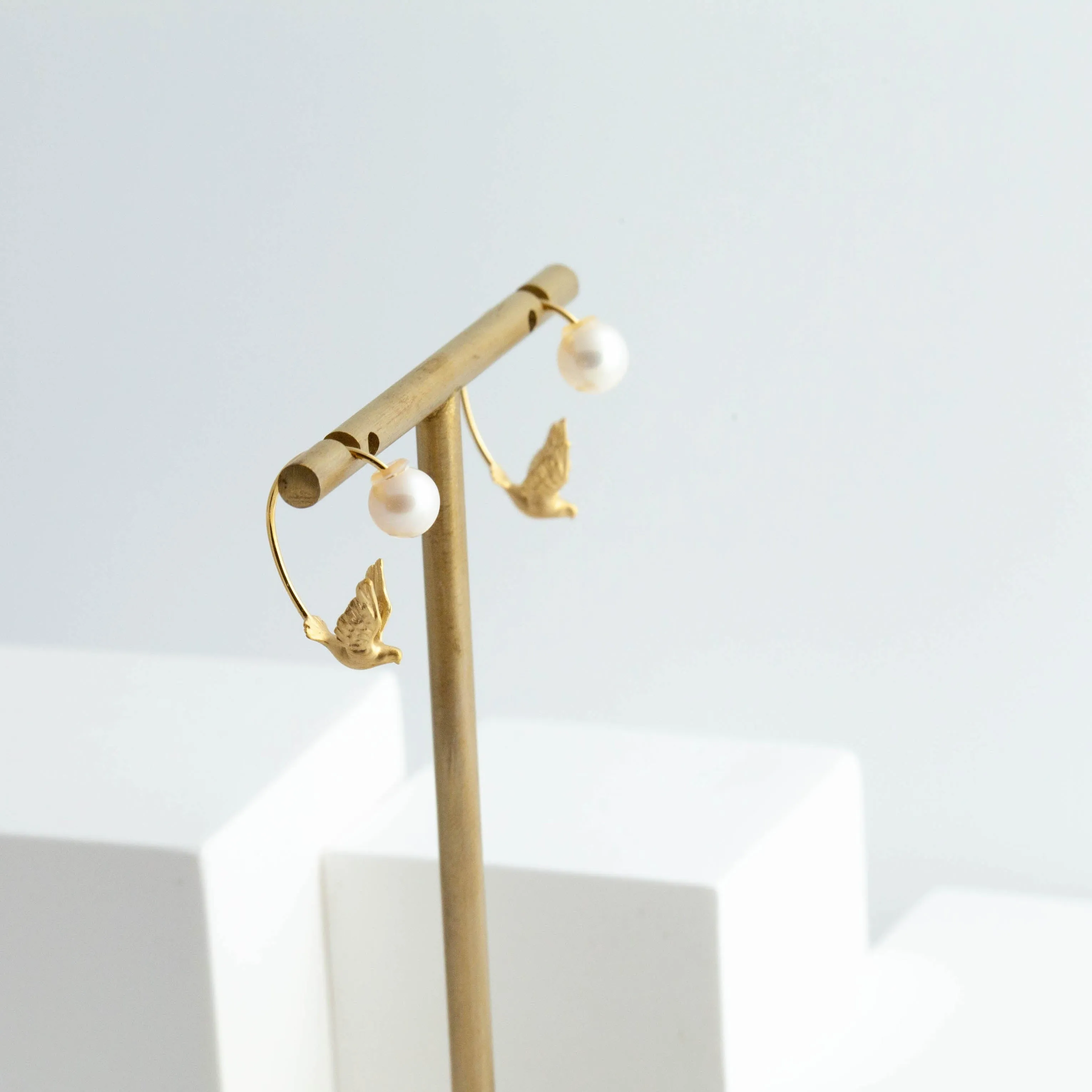 Swing bird earring